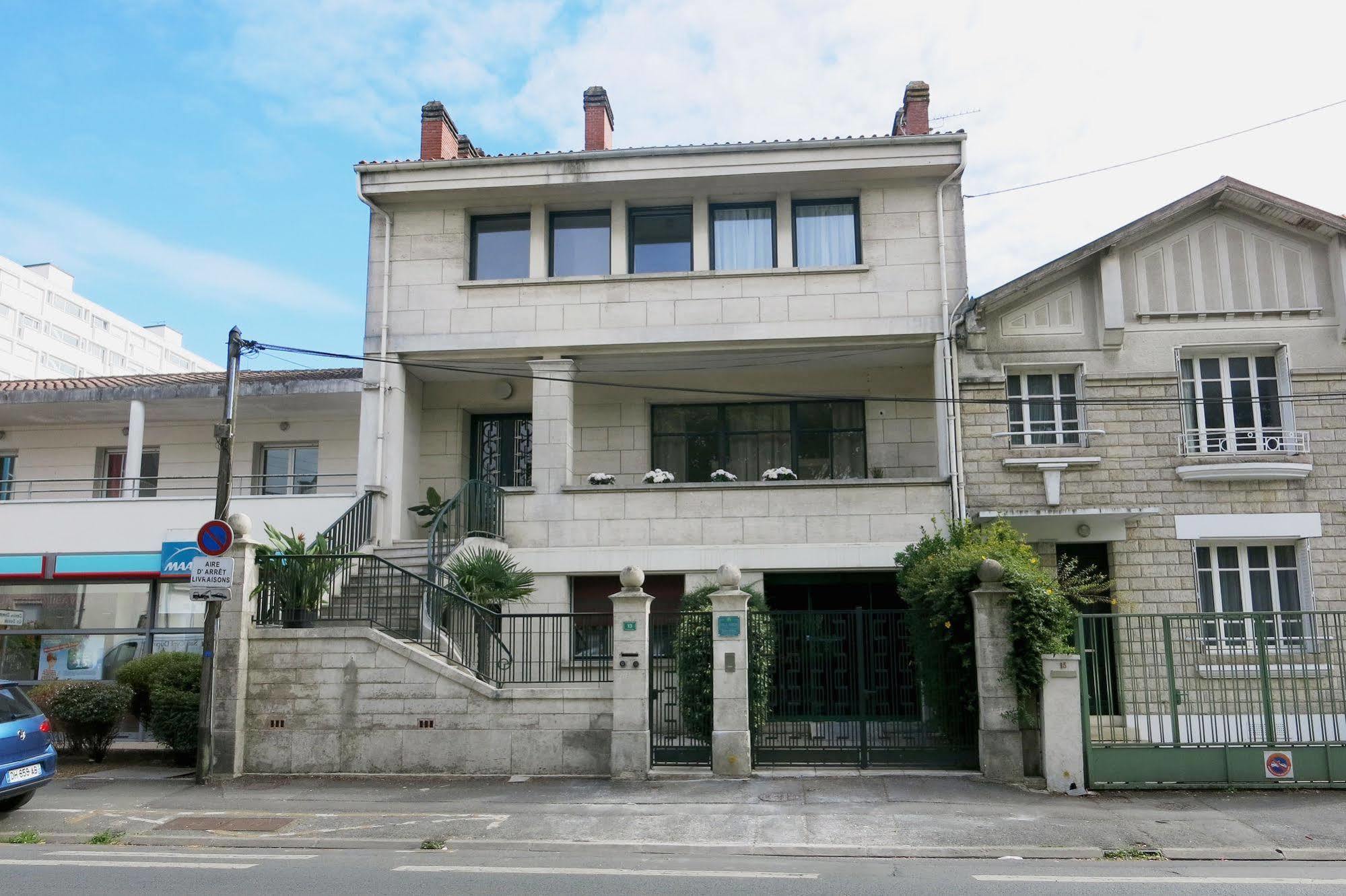 Villa Verde La Rochelle Guest house 3*