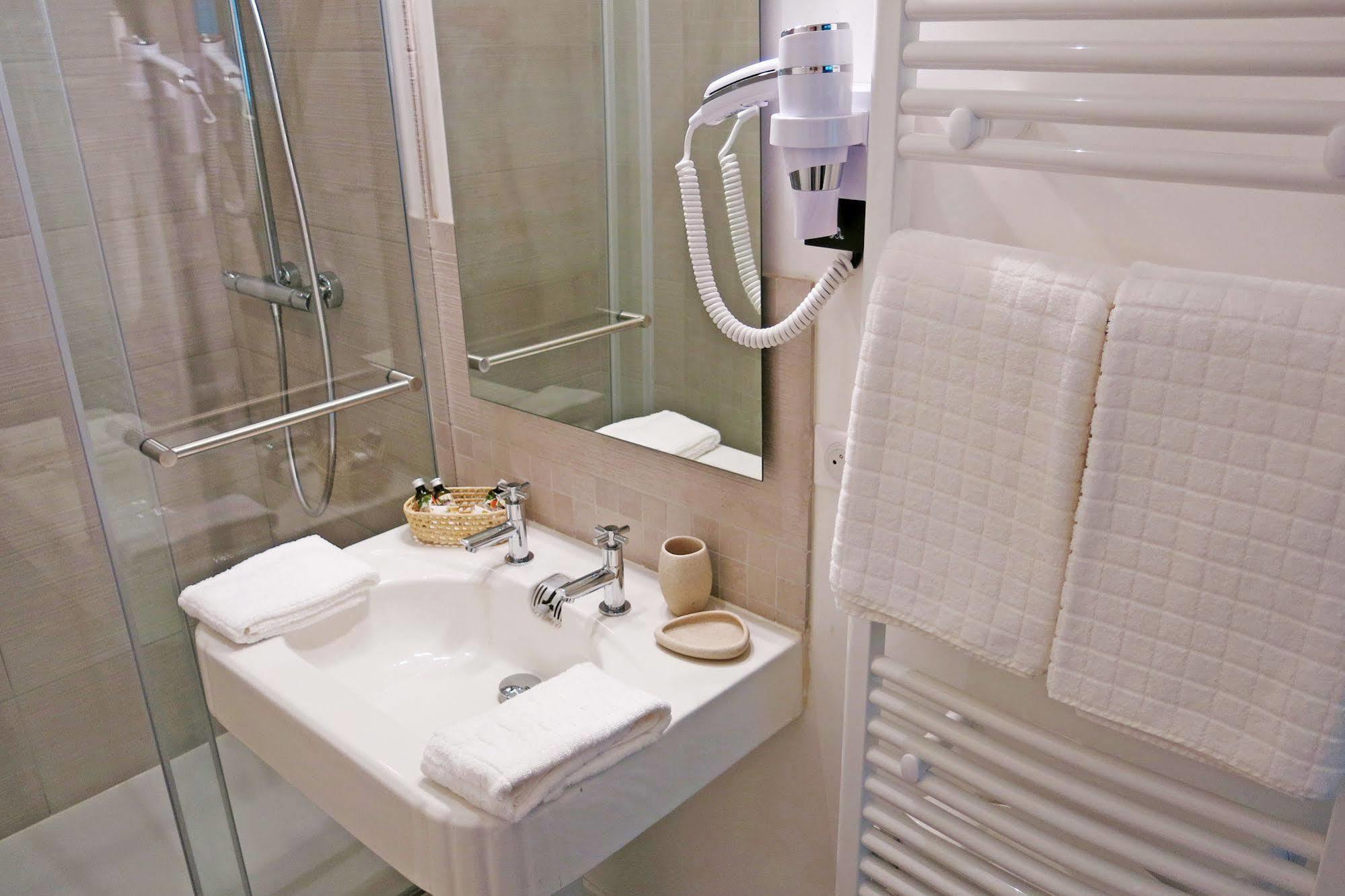 Guest house Villa Verde La Rochelle 3*