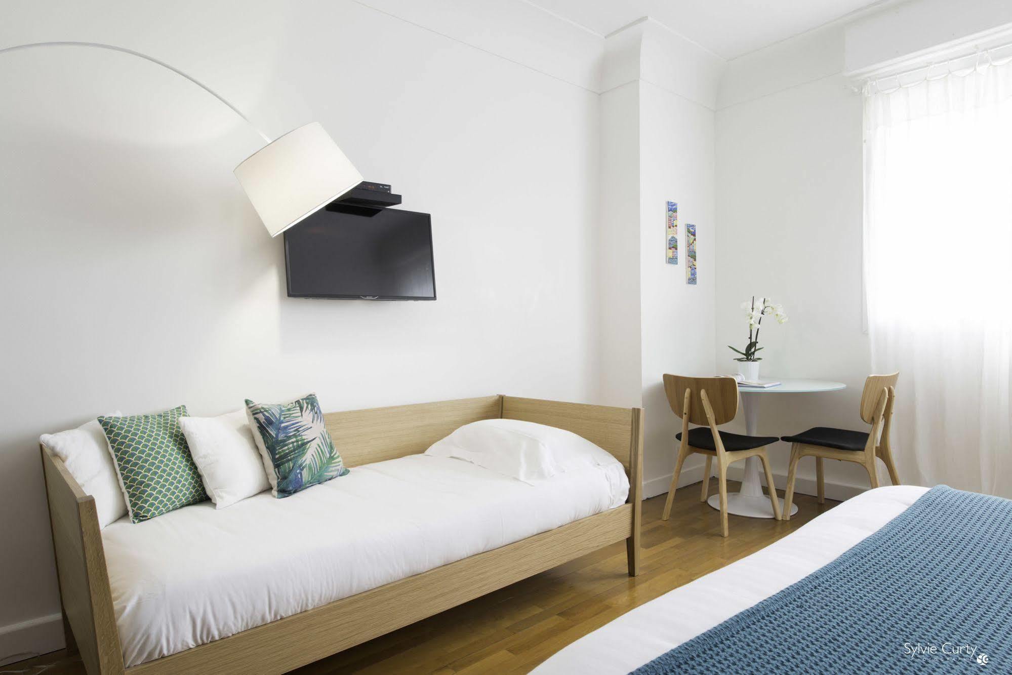 Villa Verde La Rochelle Guest house 3*